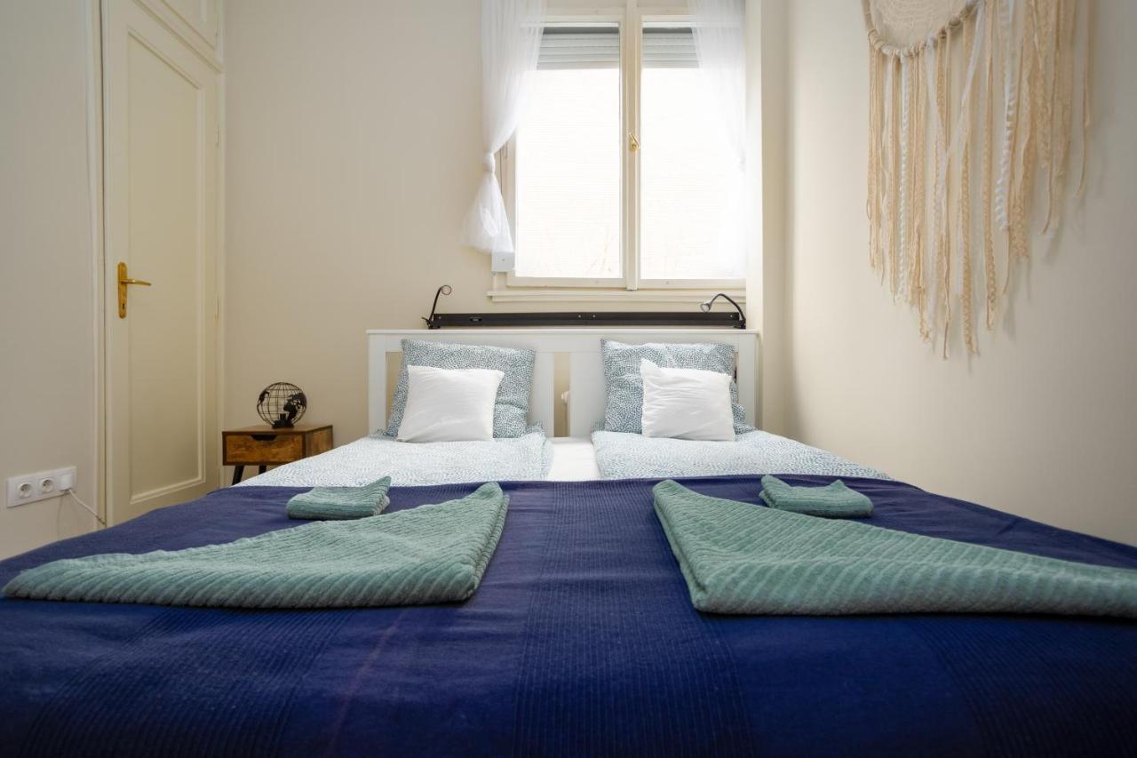 Golden Hour Apartment Budapest Extérieur photo