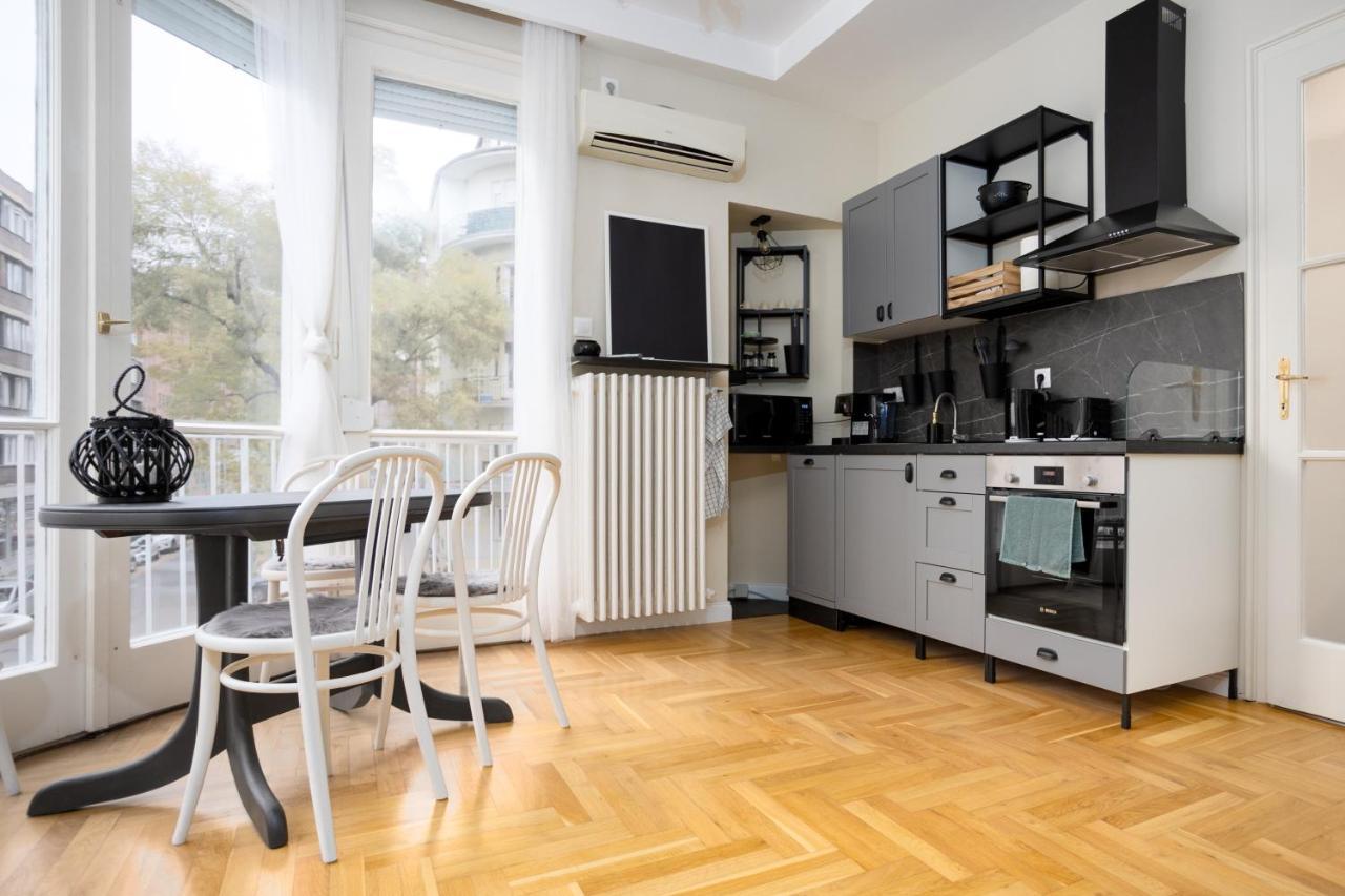 Golden Hour Apartment Budapest Extérieur photo