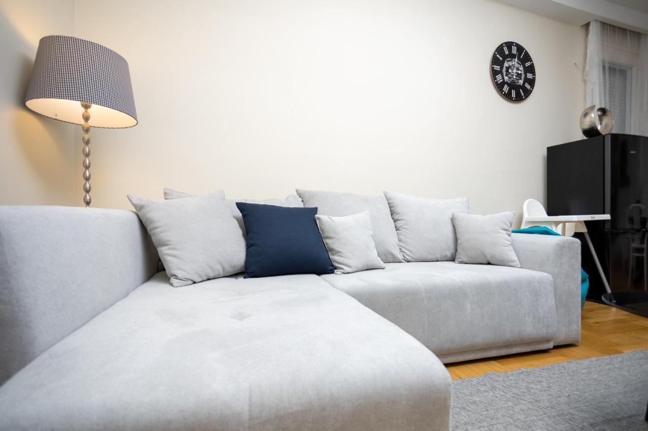 Golden Hour Apartment Budapest Extérieur photo